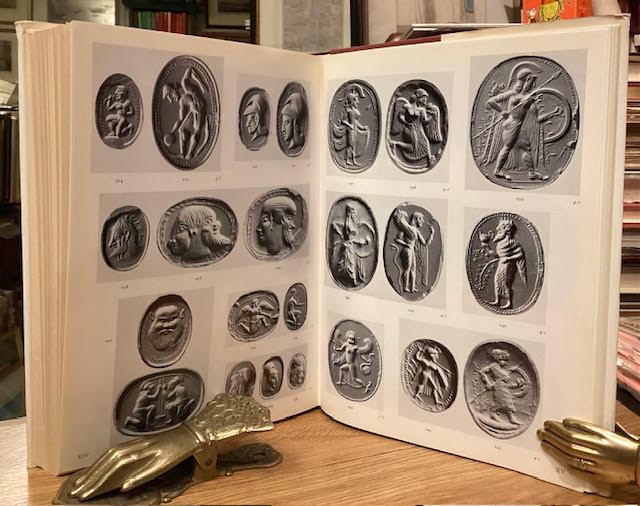 Archaic Greek Gems: Schools and Artists in the Sixth and Early Fifth Centuries BC